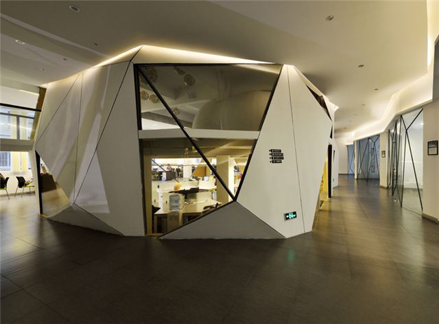 浦東新區(qū)科技風(fēng)辦公室裝修設(shè)計(jì)-第4張圖片-上海古都建筑設(shè)計(jì)集團(tuán) 浦東新區(qū)科技風(fēng)辦公室裝修設(shè)計(jì)-第4張圖片-上海古都建筑設(shè)計(jì)集團(tuán)